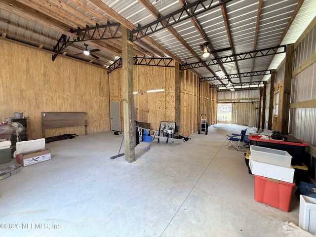 204 COMER Road, Palatka, FL 32177
