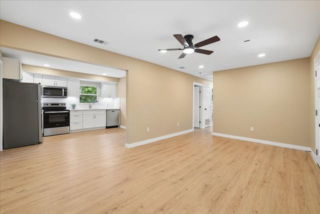 116 Opal Street, Waxahachie, TX 75165