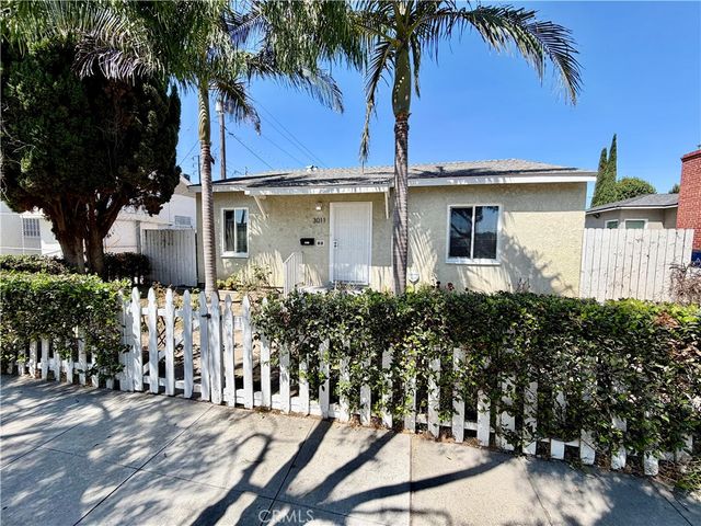 3011 Delta, Long Beach, CA 90810
