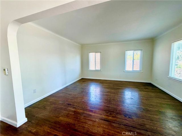 3011 Delta, Long Beach, CA 90810