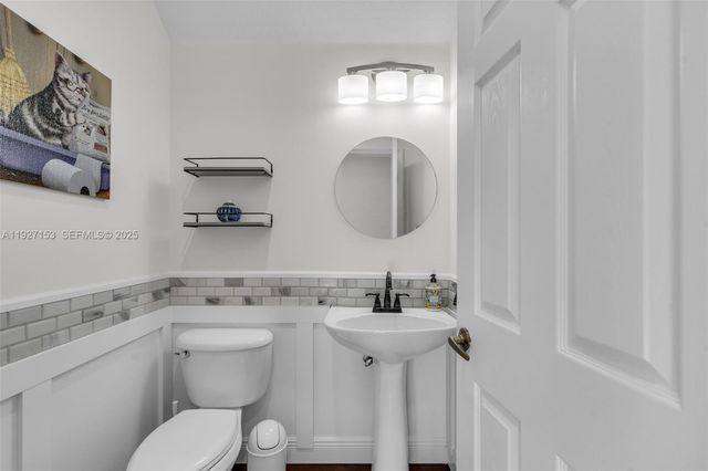 4272 N Magnolia Cir, Delray Beach, FL 33445