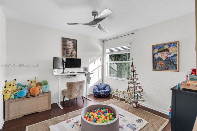 4272 N Magnolia Cir, Delray Beach, FL 33445