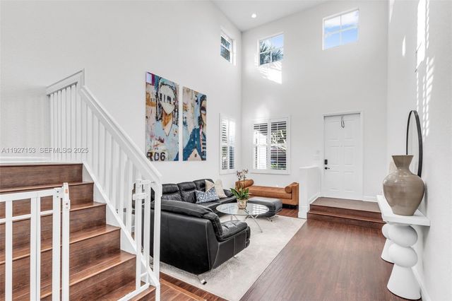 4272 N Magnolia Cir, Delray Beach, FL 33445