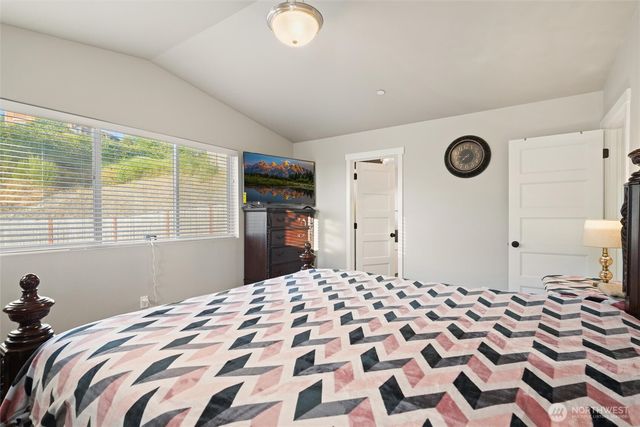 7713 92nd Place NE, Marysville, WA 98270