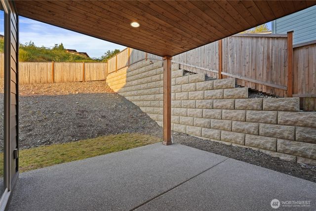 7713 92nd Place NE, Marysville, WA 98270