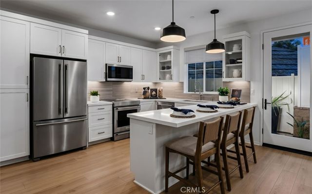 28884 VINECREST Court, Temecula, CA 92590