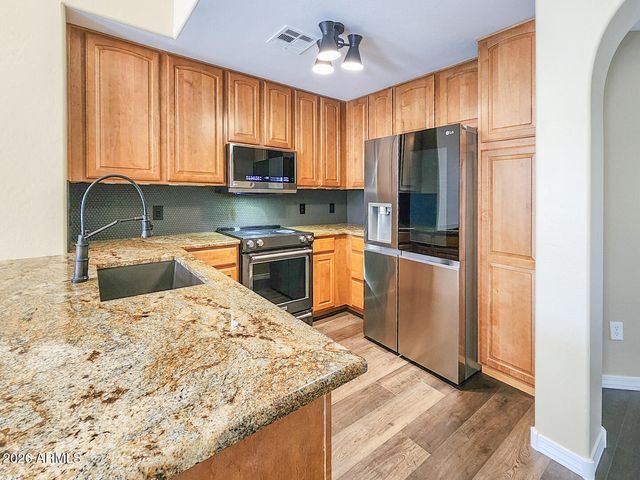2774 S BALSAM Drive, Gilbert, AZ 85295