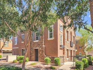 2774 S BALSAM Drive, Gilbert, AZ 85295