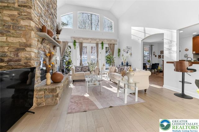 2588 Kings Mill Road, Hellertown Boro, PA 18055