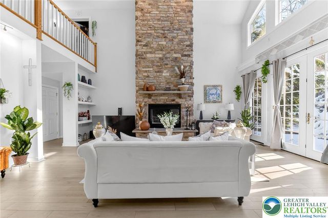 2588 Kings Mill Road, Hellertown Boro, PA 18055