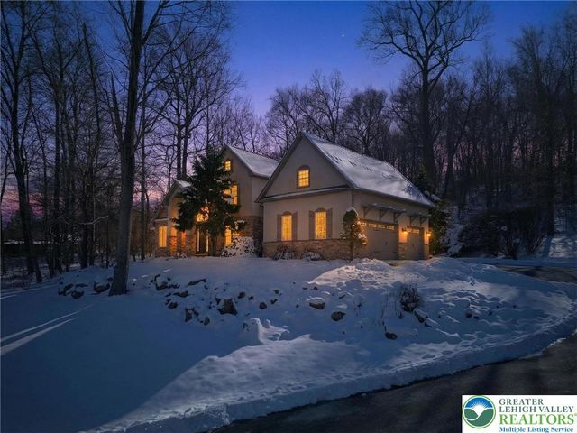 2588 Kings Mill Road, Hellertown Boro, PA 18055