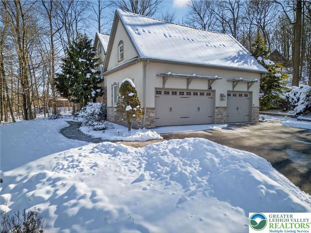 2588 Kings Mill Road, Hellertown Boro, PA 18055