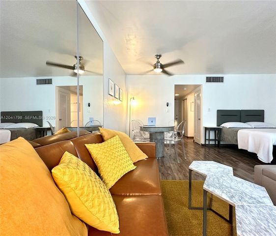 1200 W Ave 724 724, Miami Beach, FL 33139