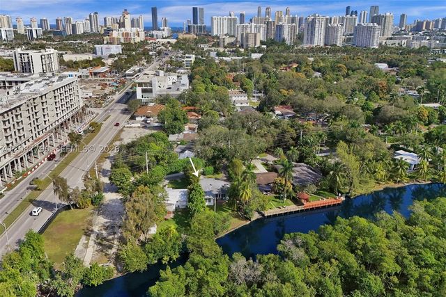 18500 NE 23rd Ct, Miami, FL 33180