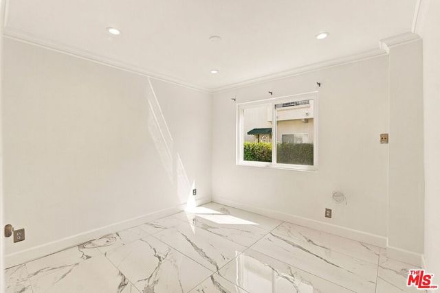 13632 Valerio Street 4, Los Angeles, CA 91405
