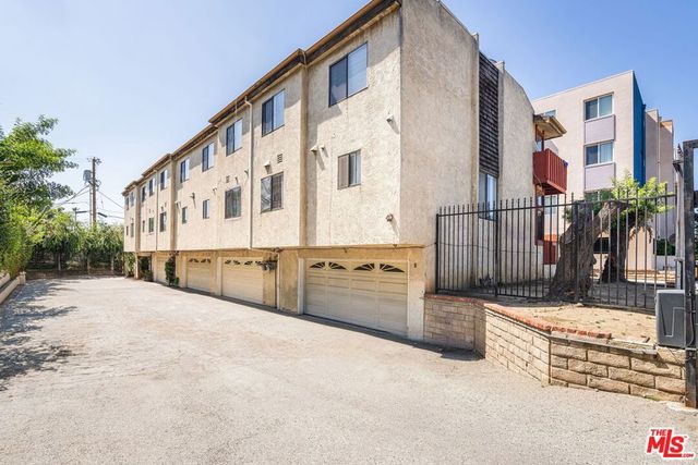 13632 Valerio Street 4, Los Angeles, CA 91405