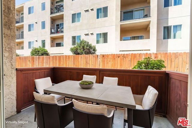 13632 Valerio Street 4, Los Angeles, CA 91405