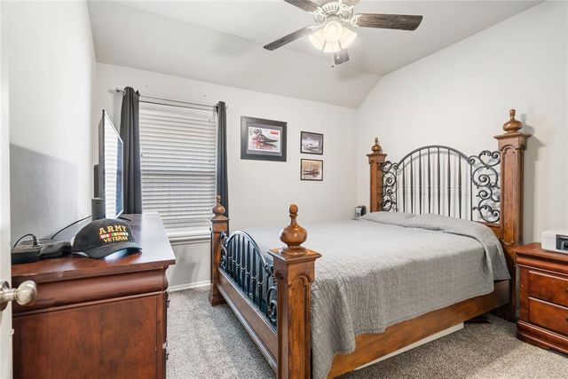 1728 W Zachary Way, Mustang, OK 73064
