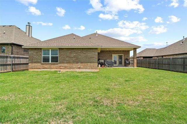 1728 W Zachary Way, Mustang, OK 73064