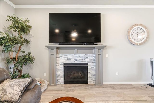 1728 W Zachary Way, Mustang, OK 73064