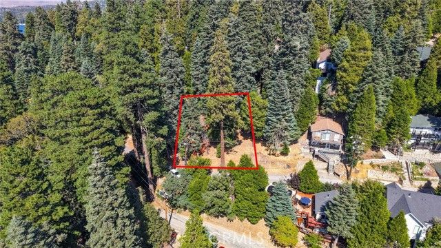 739 Lake Drive, Lake Arrowhead, CA 92385