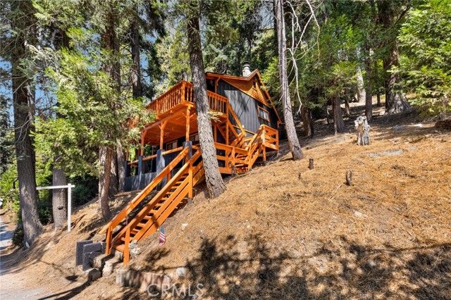 739 Lake Drive, Lake Arrowhead, CA 92385