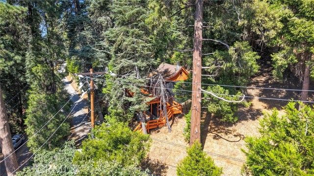 739 Lake Drive, Lake Arrowhead, CA 92385