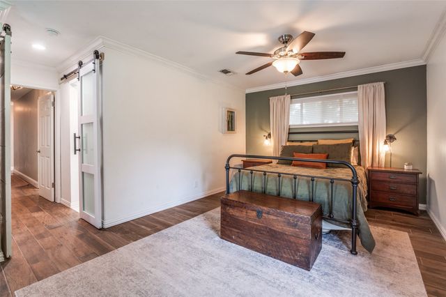 3208 Whitehall Drive, Dallas, TX 75229