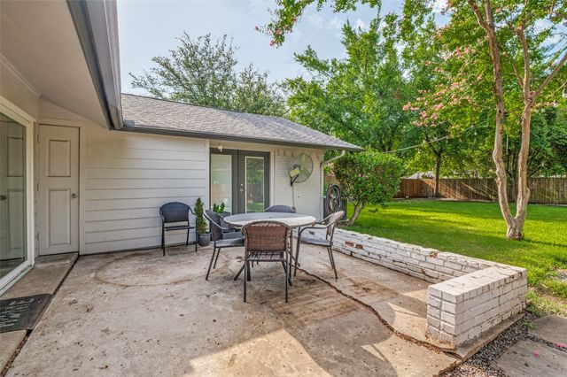 3208 Whitehall Drive, Dallas, TX 75229
