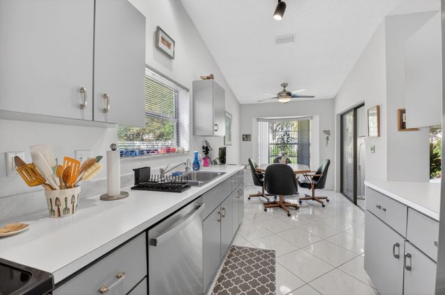 8491 Leeway Lane, Boynton Beach, FL 33436