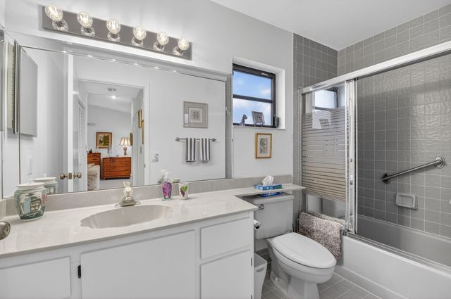 8491 Leeway Lane, Boynton Beach, FL 33436