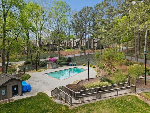 4246 D Youville Trace, Atlanta, GA 30341