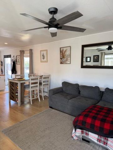 589 Horseshoe Trail SE, Albuquerque, NM 87123