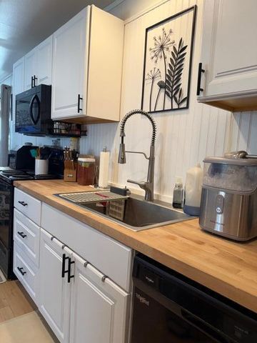 589 Horseshoe Trail SE, Albuquerque, NM 87123