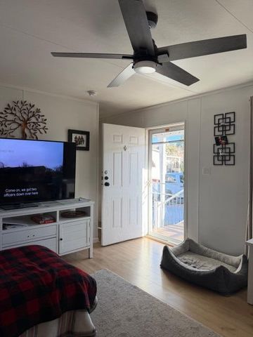 589 Horseshoe Trail SE, Albuquerque, NM 87123