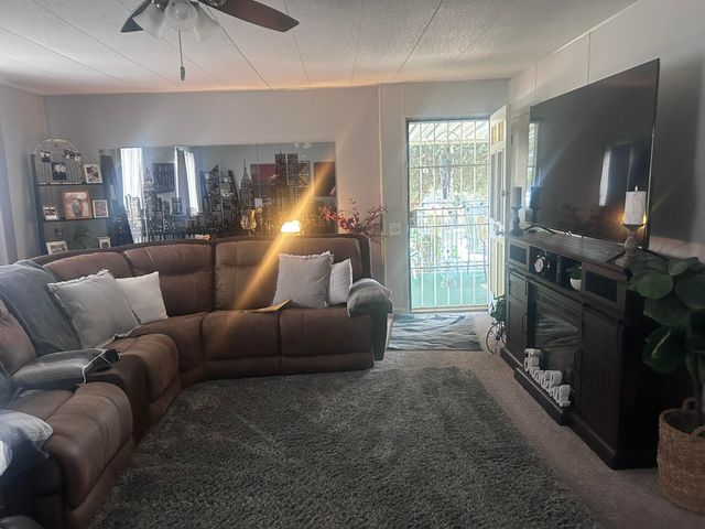 1343 W Morton Avenue 84, Porterville, CA 93257