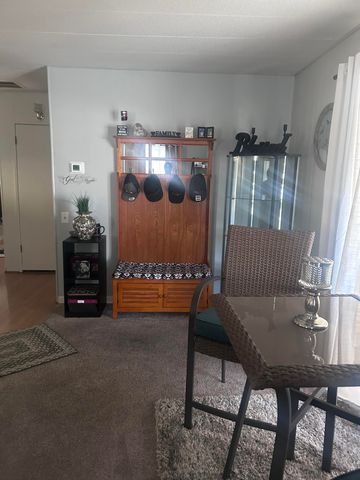 1343 W Morton Avenue 84, Porterville, CA 93257