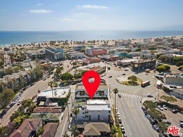216 GRAND, Venice, CA 90291