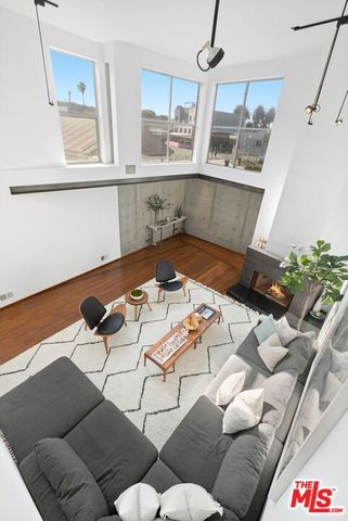 216 GRAND, Venice, CA 90291