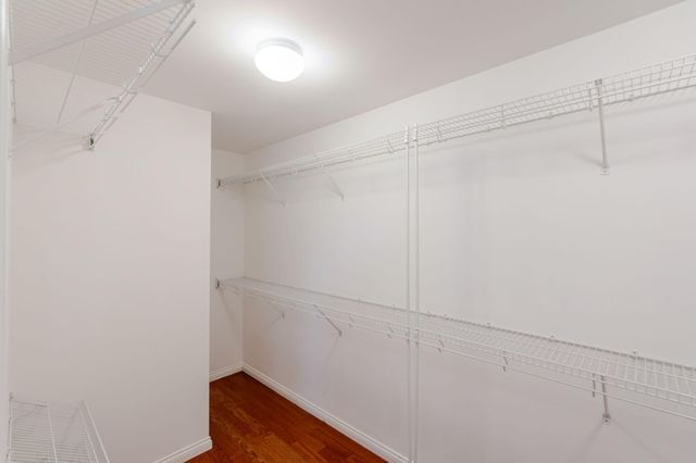 2606 Sweetgum Court, Valparaiso, IN 46383