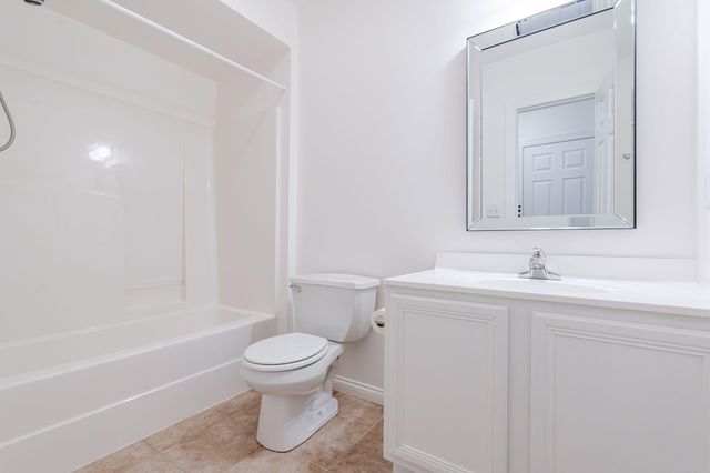 2606 Sweetgum Court, Valparaiso, IN 46383