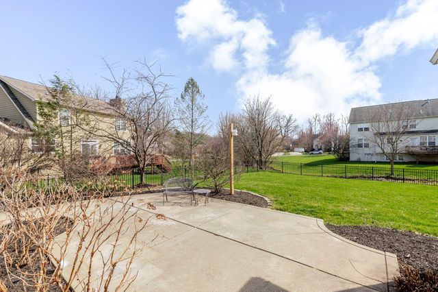 2606 Sweetgum Court, Valparaiso, IN 46383
