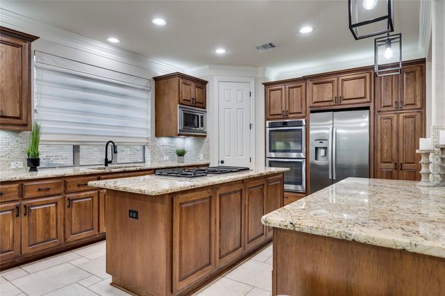 408 Ridgetop BND, Cedar Park, TX 78613