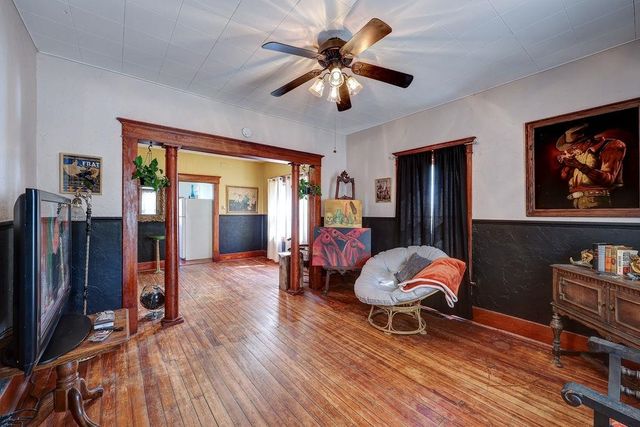 1012 Stewart St, Winfield, KS 67156