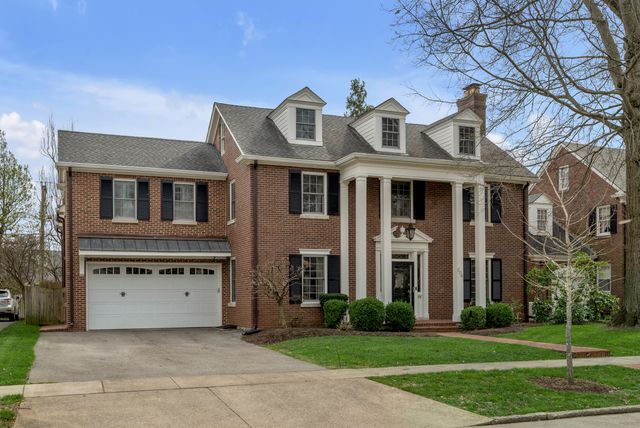 304 Holiday Road, Lexington, KY 40502