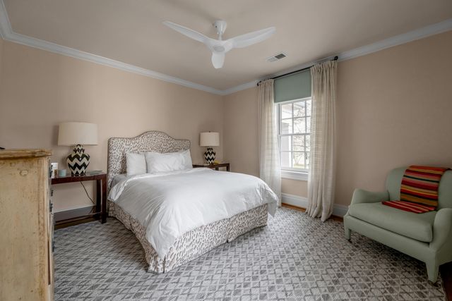 304 Holiday Road, Lexington, KY 40502