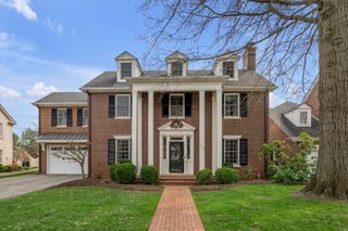 304 Holiday Road, Lexington, KY 40502