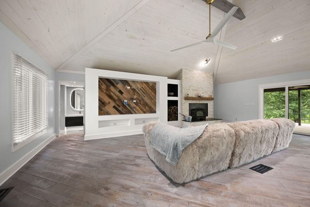 104 Barkley Estates, Nicholasville, KY 40356