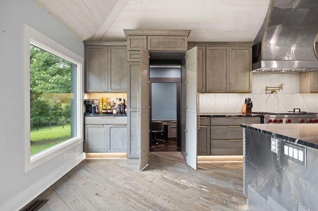 104 Barkley Estates, Nicholasville, KY 40356