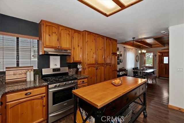 804 Sierra Vista, Twin Peaks, CA 92391